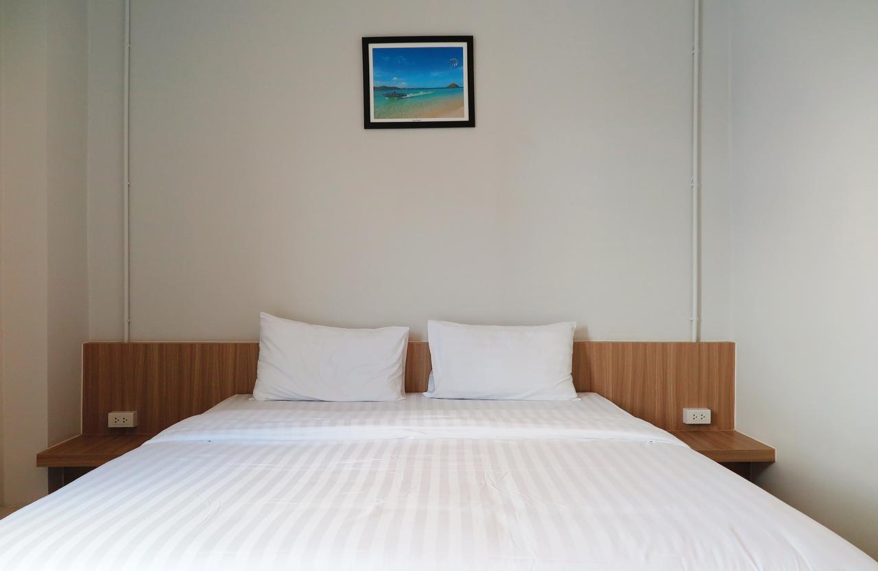 Phuket Marine Poshtel - Sha Plus Chalong Εξωτερικό φωτογραφία