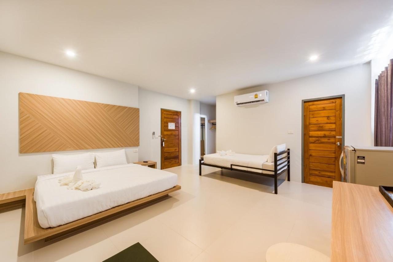 Phuket Marine Poshtel - Sha Plus Chalong Εξωτερικό φωτογραφία